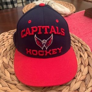 Capitals Hockey fitted hat- Reebok